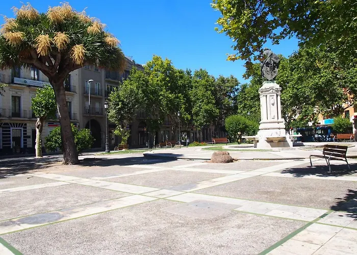 Casa Valientes B - Parking Privado Gratis & Patio Interior Jerez de la Frontera